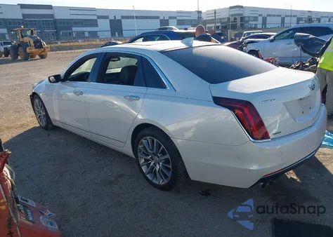 2018 Cadillac Ct6 Luxury z USA, uszkodzony, nr VIN 1G6KD5RSXJU158079